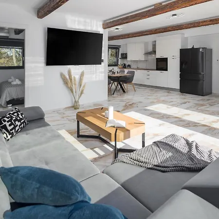 Gorgeous In Holiday home *